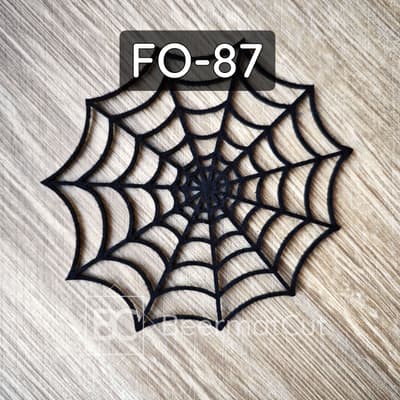Pajęczyna wycinana laserowo z filcu, dekoracja Halloween lub baza do rękodzieła.