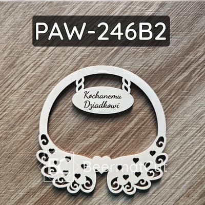 Skrzydła na obręczy ze sklejki, wycinane laserowo, z napisem 'Kochanemu Dziadkowi', do rękodzieła.