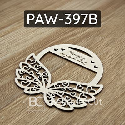 Skrzydła na obręczy, laserowo wycinane ze sklejki, baza do aniołków makramy z sercami i grawerem.